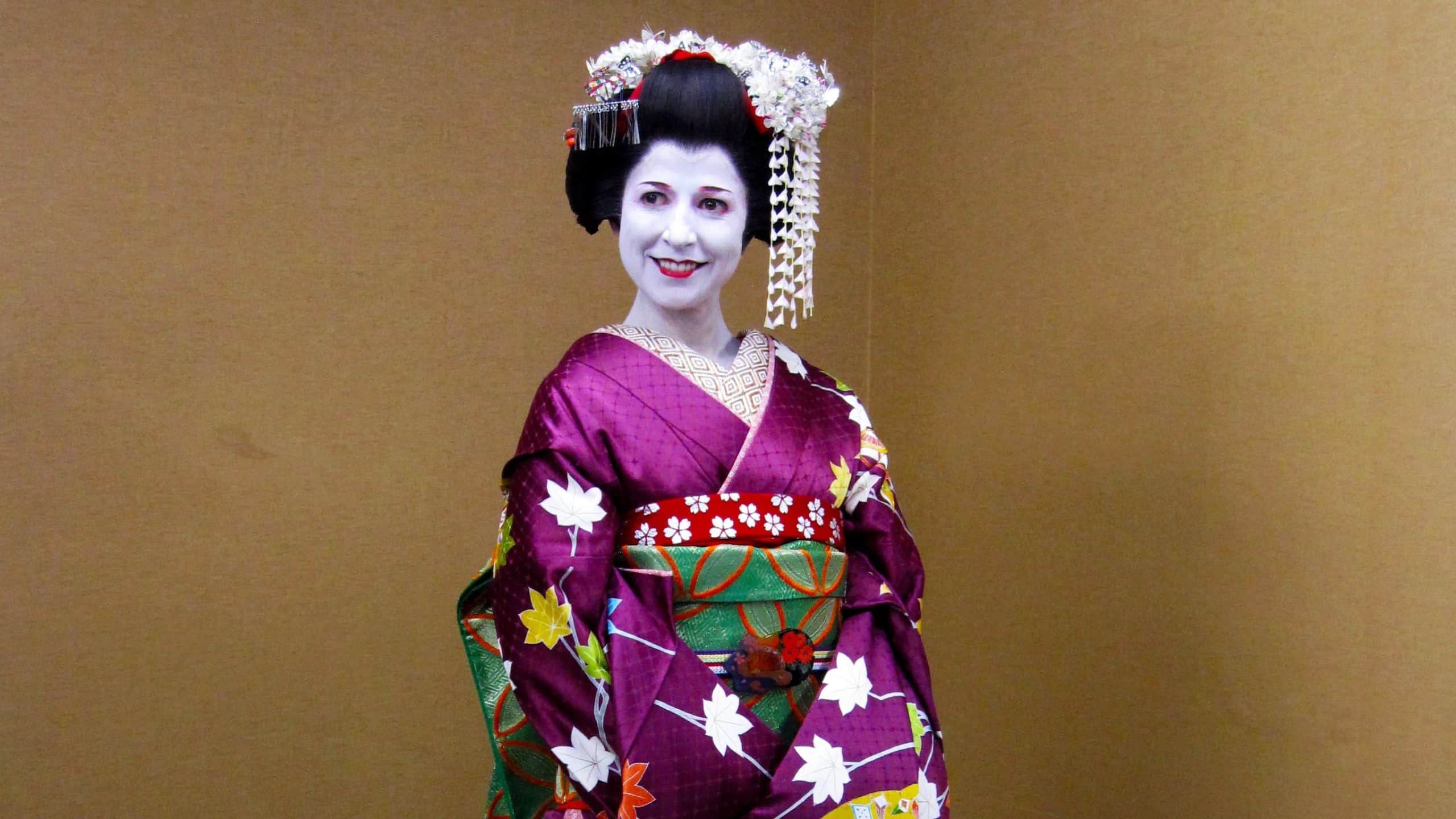 Samantha Brown Geisha