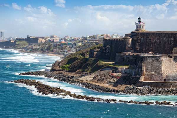Looking for an easy island escape? Try Puerto Rico. A lot of families like to hit the beach over the holiday season, escaping the cold weather and typical holiday routine. If you are looking to head south for a tropical holiday this season, then you should consider Puerto Rico. The island has something to please every type of traveler: waterfalls, historic sites, deep caves, star gazing, amazing beaches, water sports and wildlife.