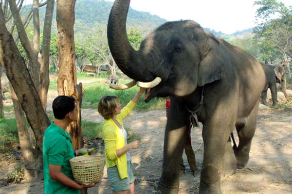 Samantha-Brown-Thailand