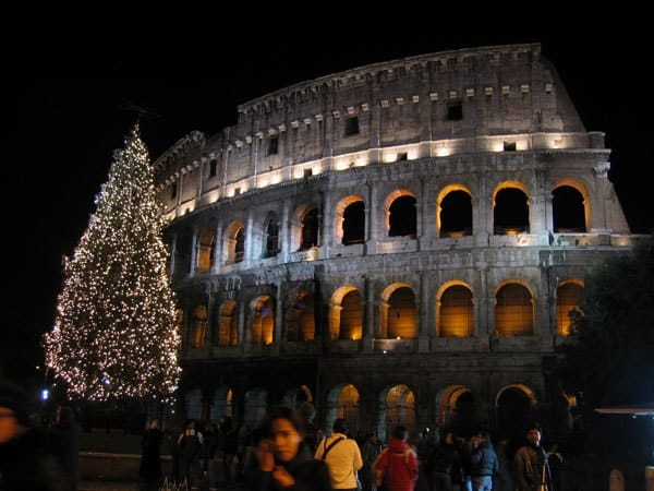 4 of the World's Most Incredible Christmas Celebrations