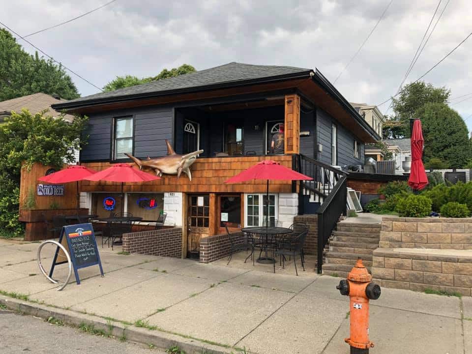 Hammerheads - casual dining in Louisville